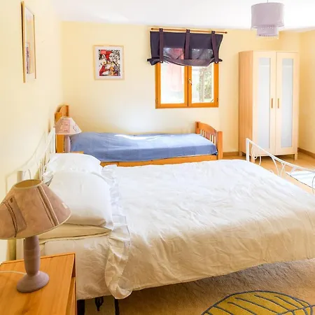 Peyrouteau, Bucolique. * Dému