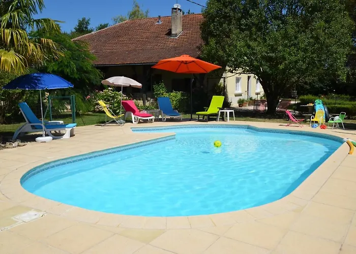 Peyrouteau, Bucolique. Сasa de vacaciones *